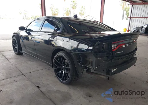 2016 Dodge Charger Road/Track z USA, uszkodzony, nr VIN 2C3CDXCT3GH281236